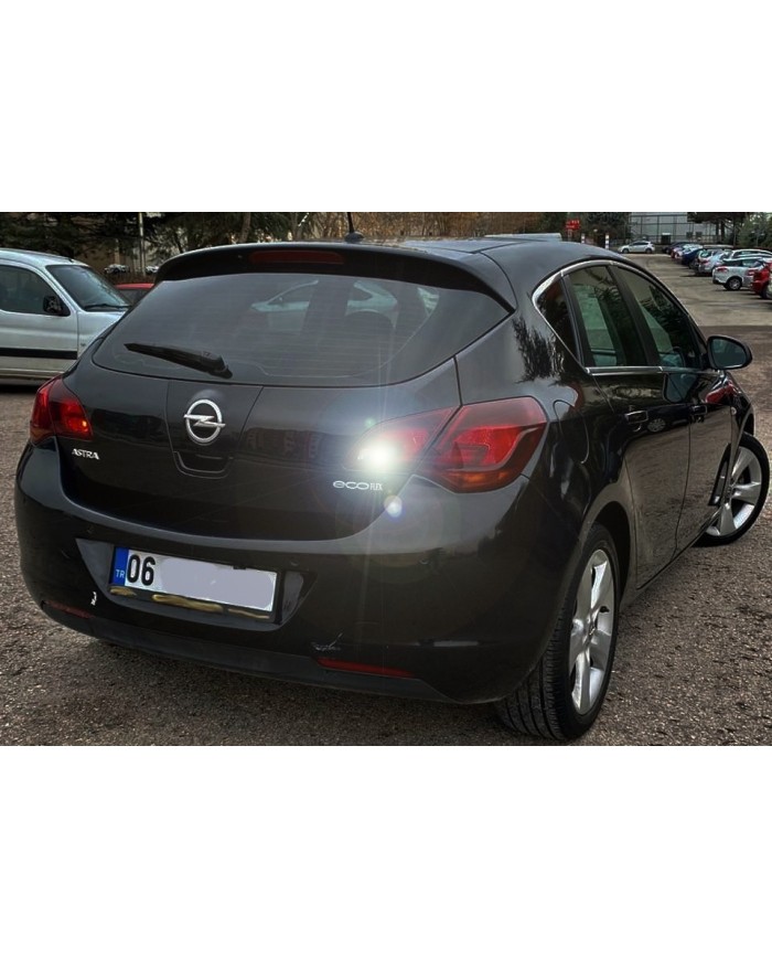 Opel Astra J Hatchback Geri Vites Aydınlatma Ampulü 1 Adet