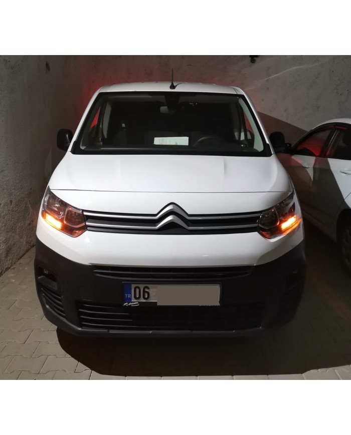 Citröen Berlingo Turuncu Led Gündüz Farı Aydınlatma Ampulu FEMEX W21W